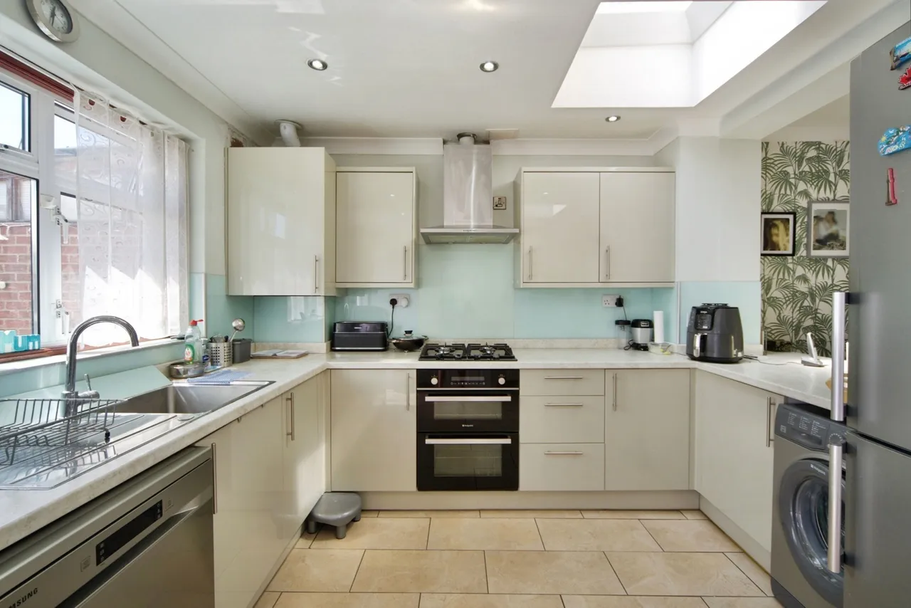 Brancaster Road, Manor Park, London, E12, photo 4