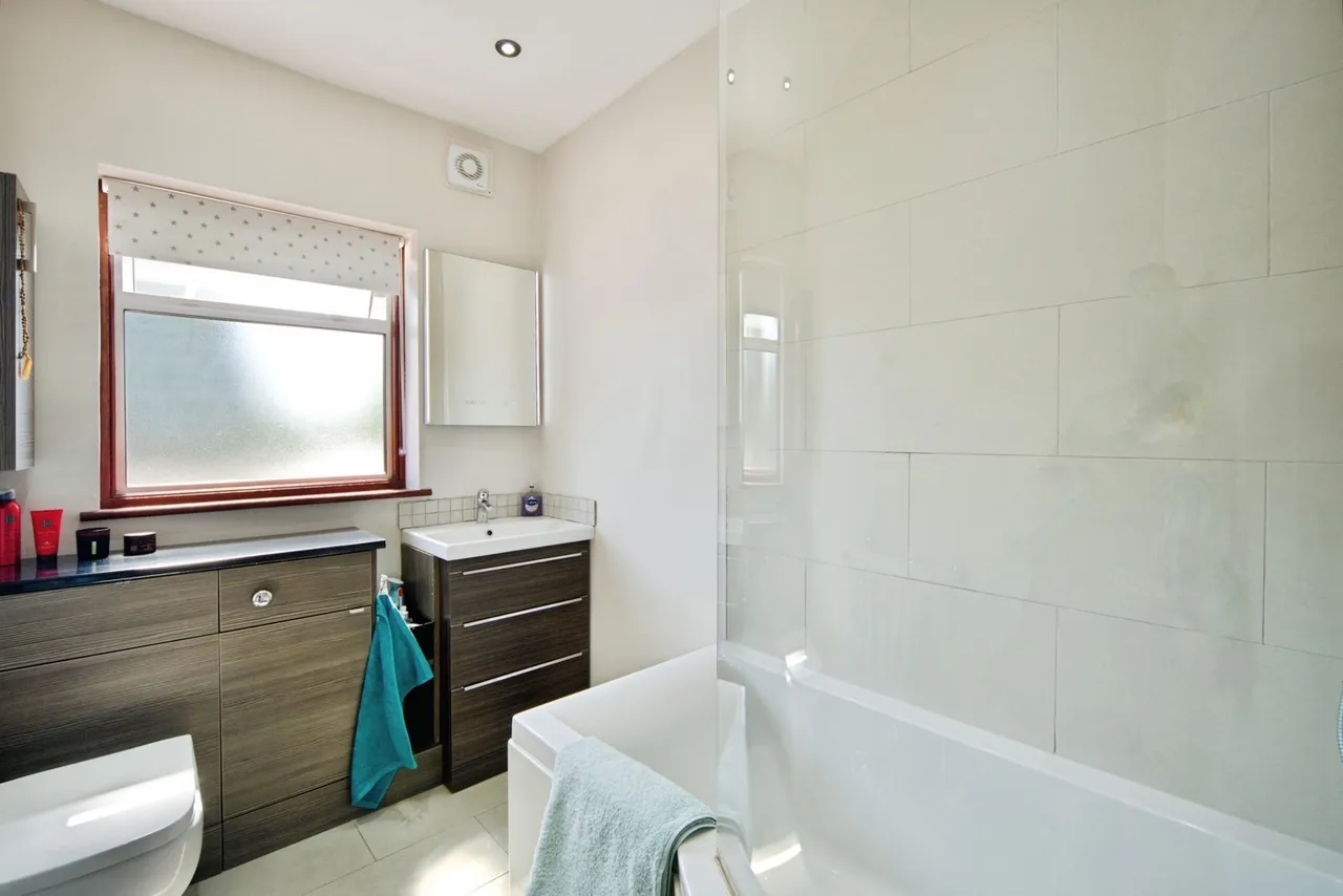 Brancaster Road, Manor Park, London, E12, photo 19