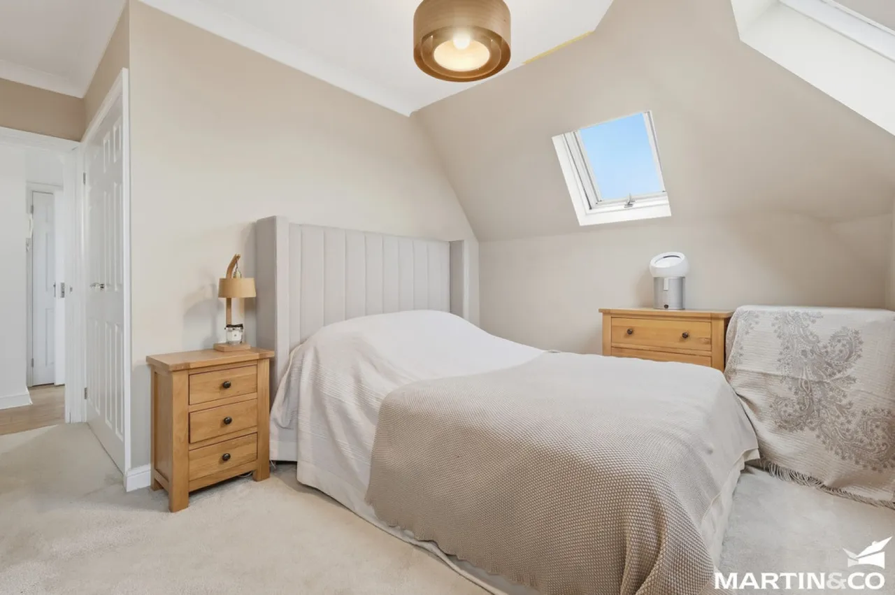 Melba Court, Writtle, photo 8