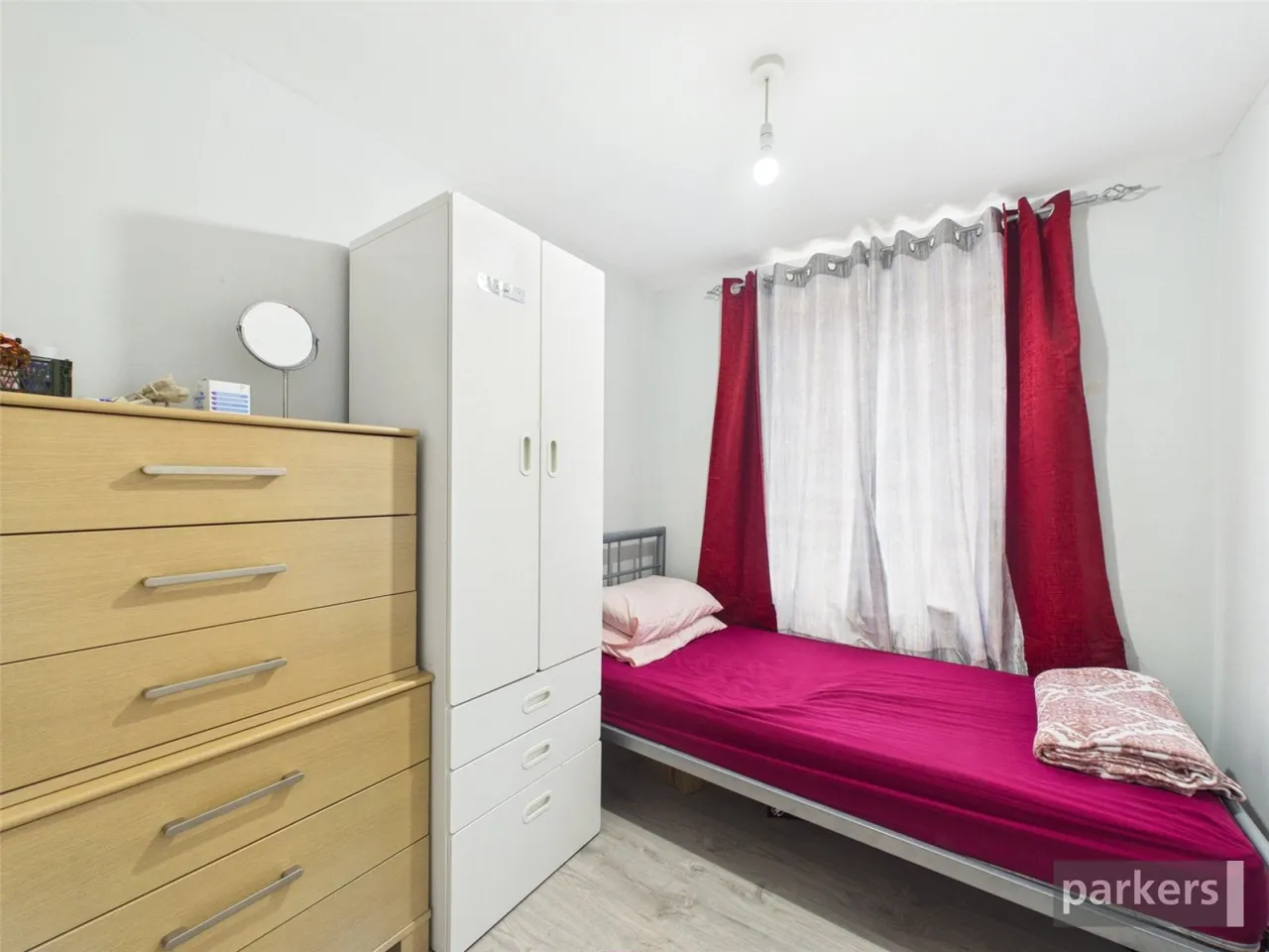 Regis Park Road, Reading, RG6, photo 6