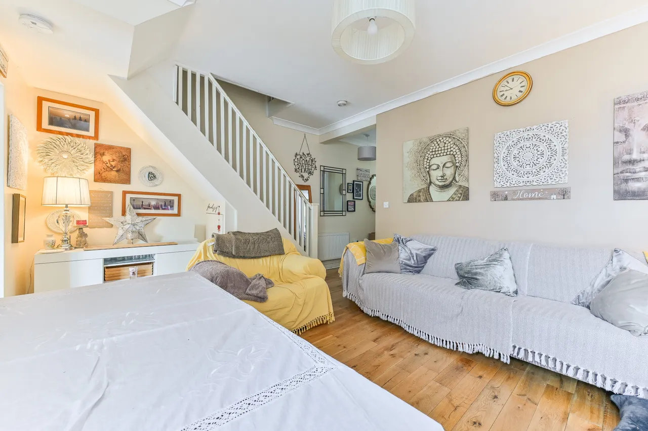 46 Woodcroft Road, Thornton Heath, photo 3