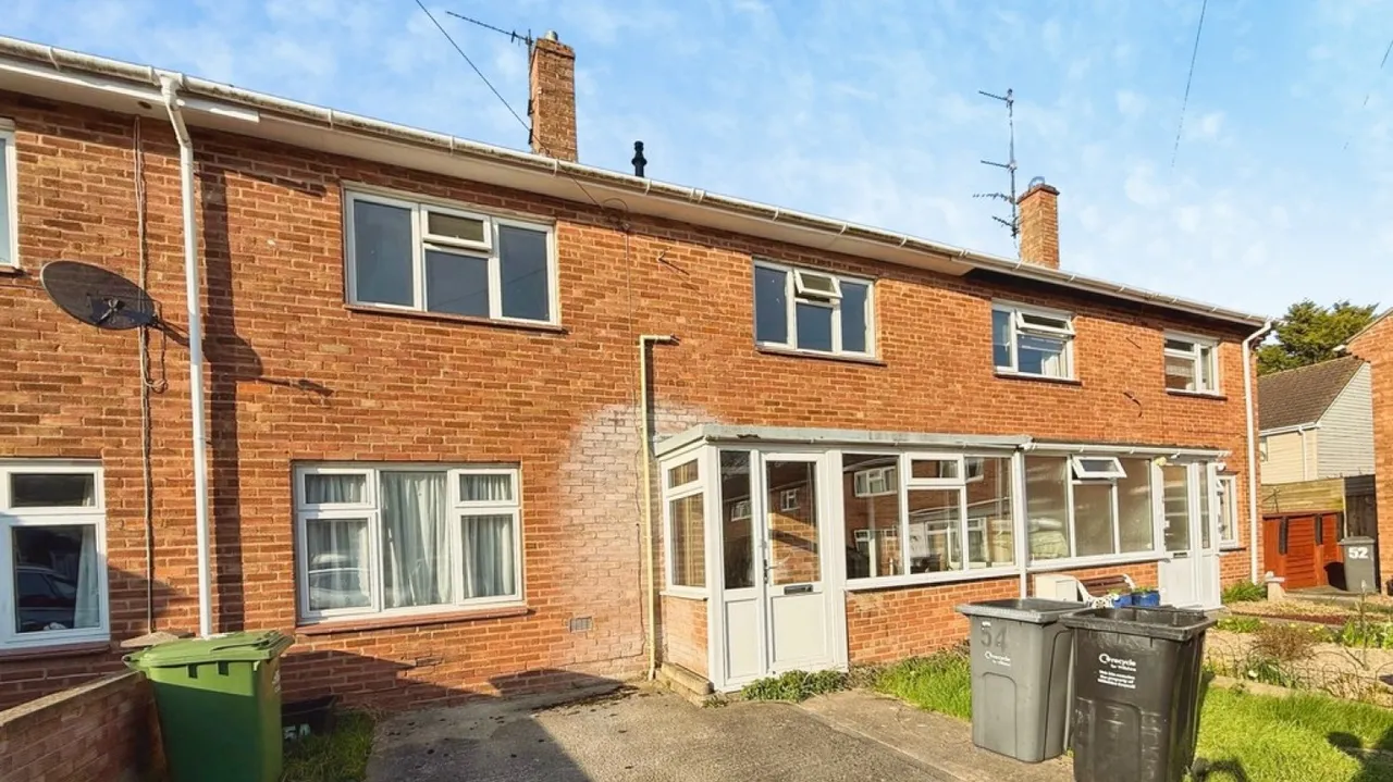 Queensway, Warminster, photo 2