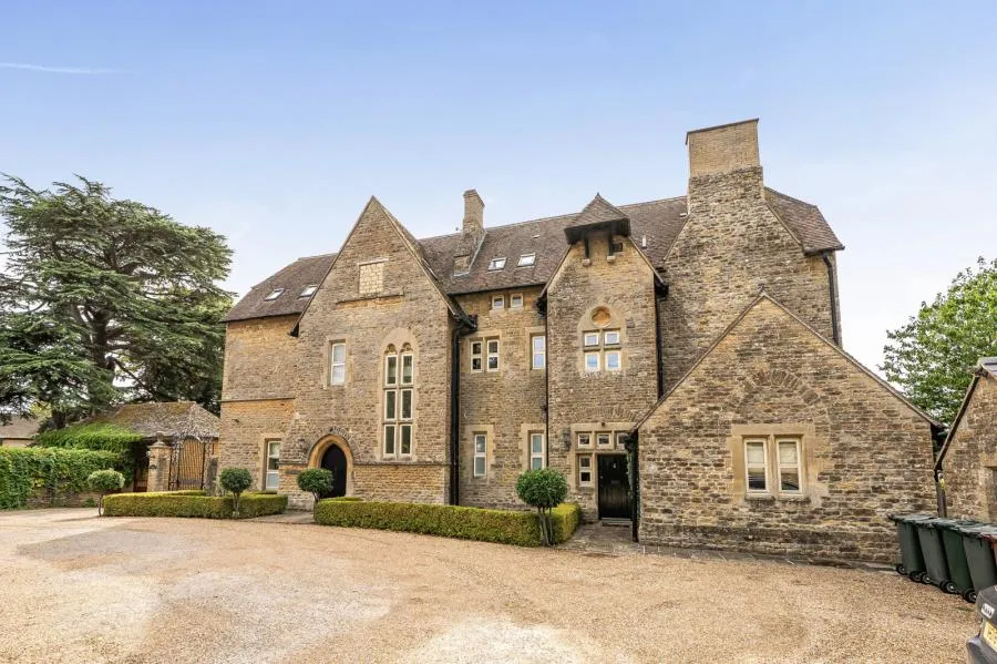 2 bed flat for sale, Old Rectory, Bicester, OX25
