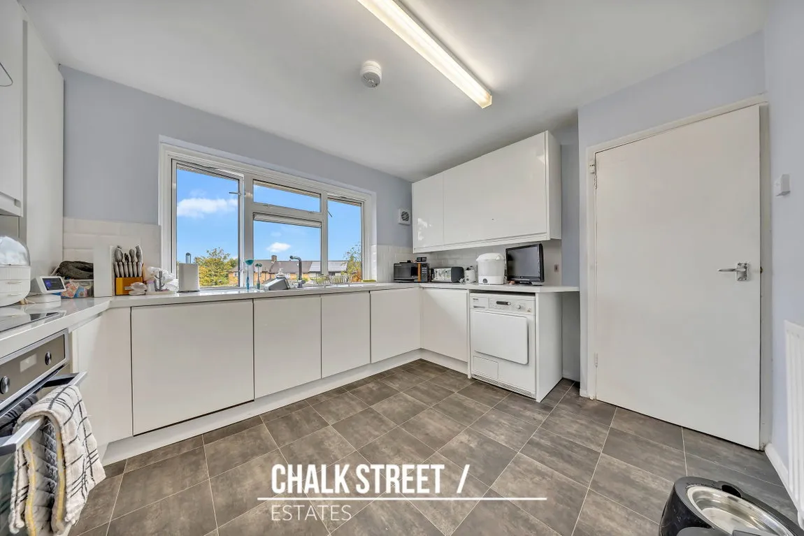 Chaucer Road, Heaton Grange, RM3, photo 7