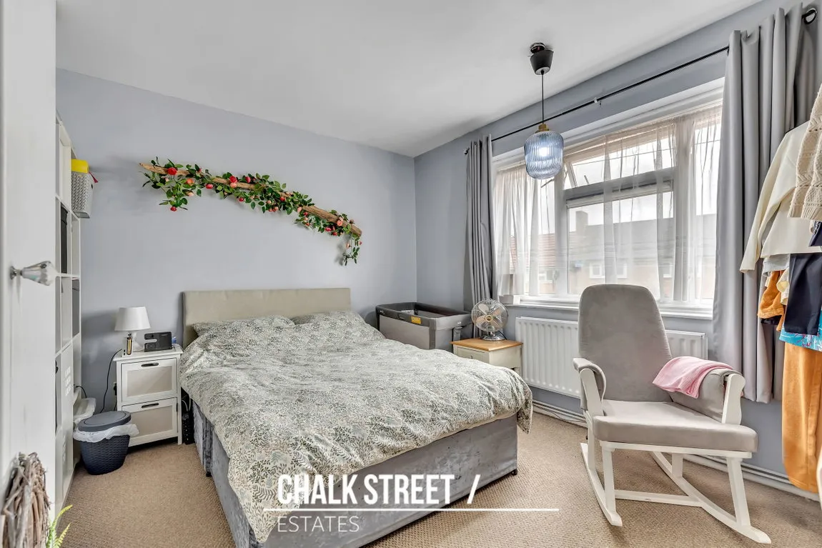 Chaucer Road, Heaton Grange, RM3, photo 8