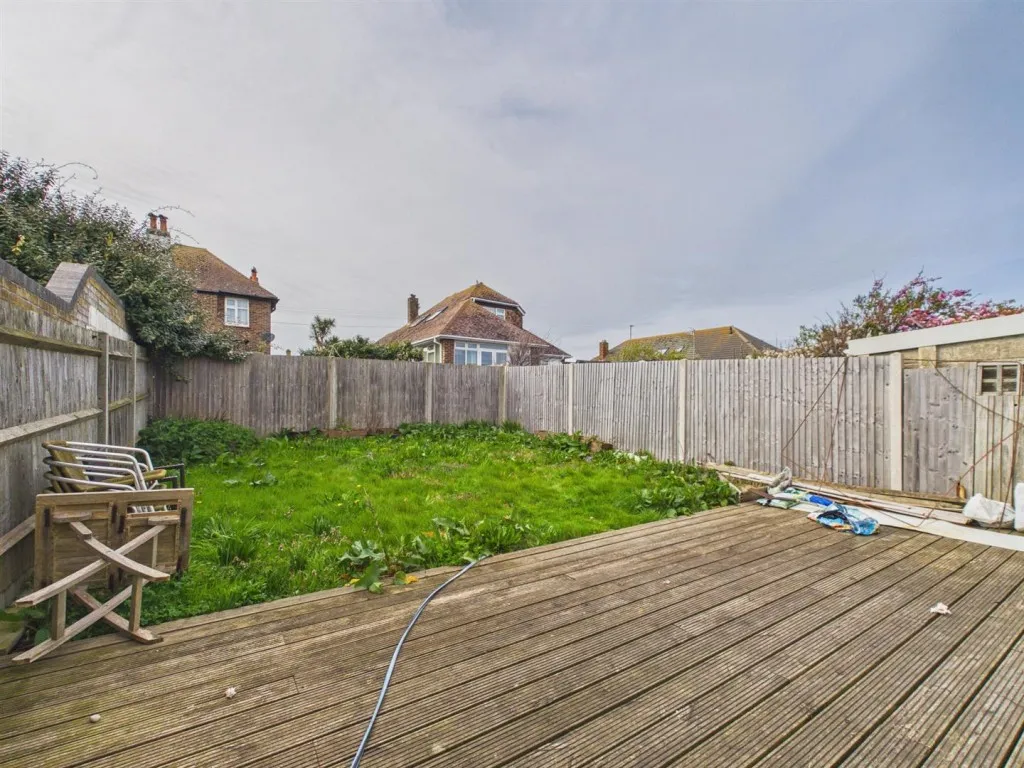Cairo Avenue, Peacehaven, BN10, photo 18
