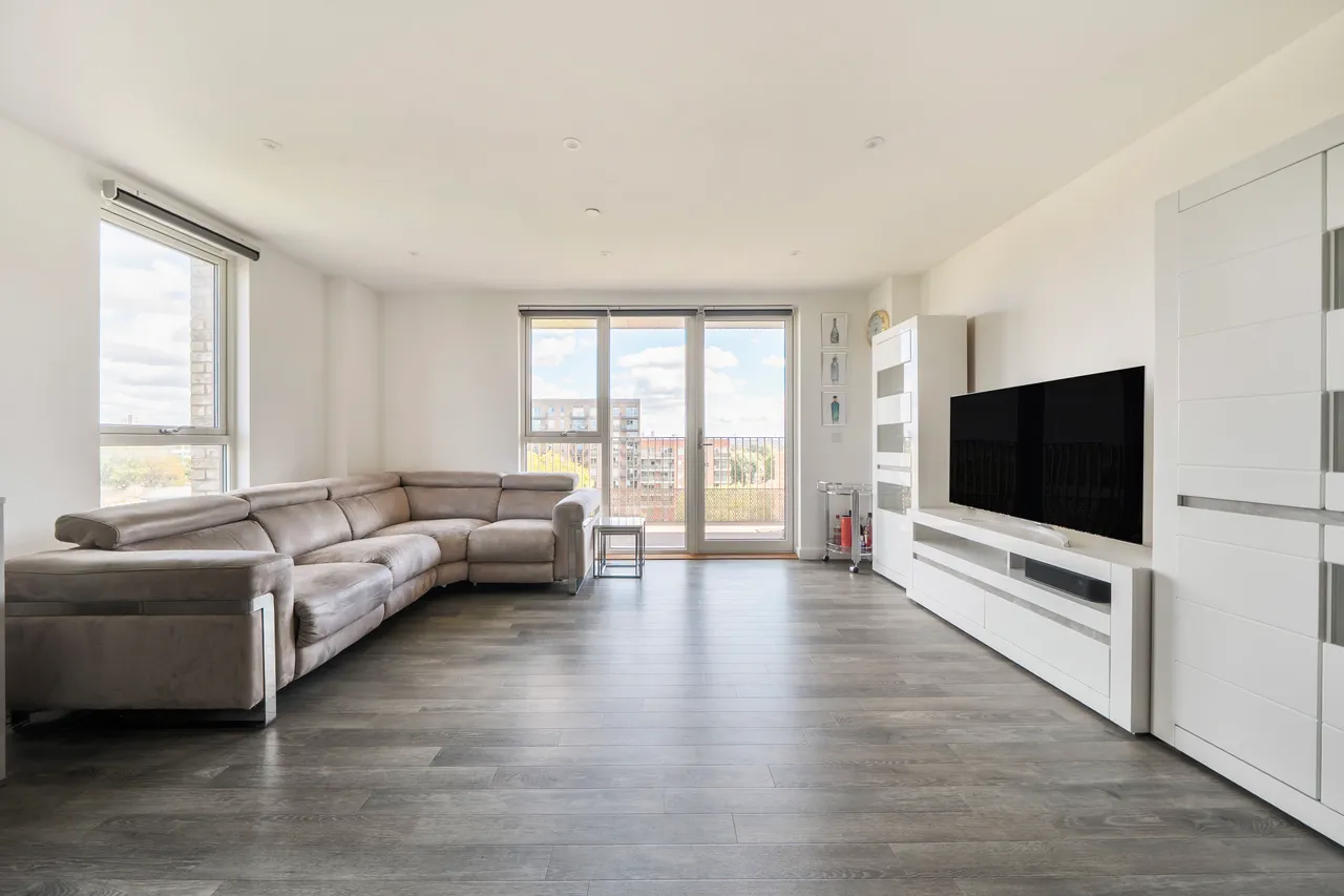 21 Akenside Court, Osborne Road, LONDON, photo 4