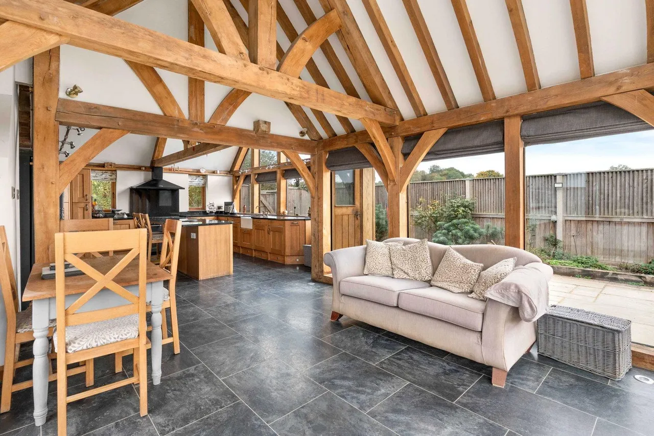 'Halfway House' Little Hadham, SG11, photo 10