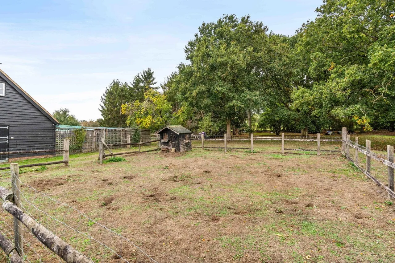 'Halfway House' Little Hadham, SG11, photo 43