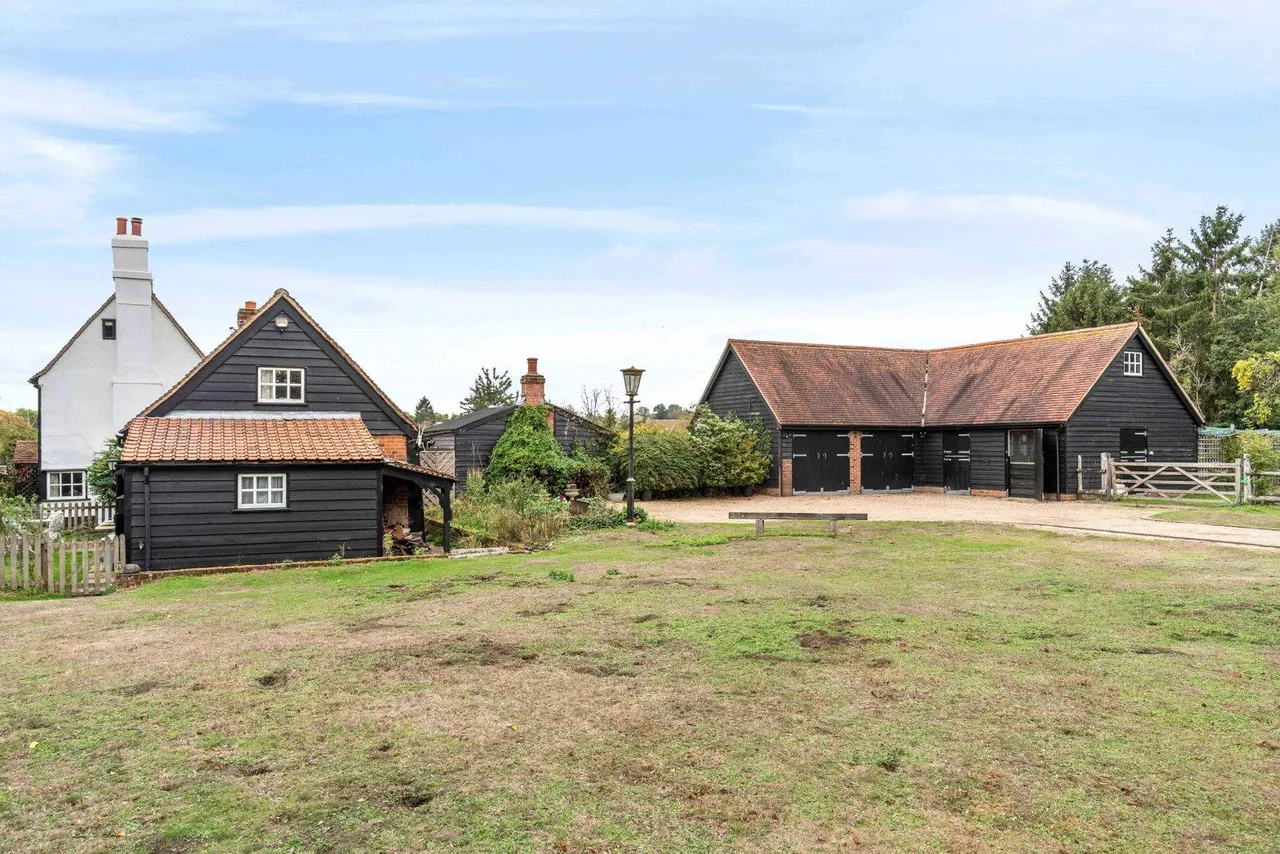 'Halfway House' Little Hadham, SG11, photo 33