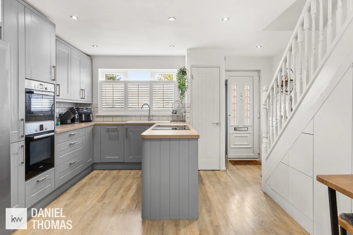 Wren Drive, Waltham Abbey, EN9, photo 7