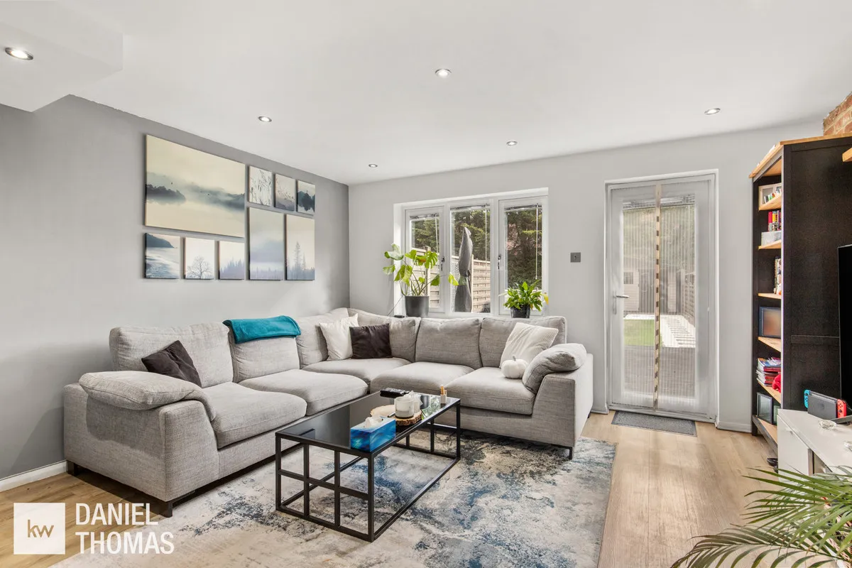 Wren Drive, Waltham Abbey, EN9, photo 4