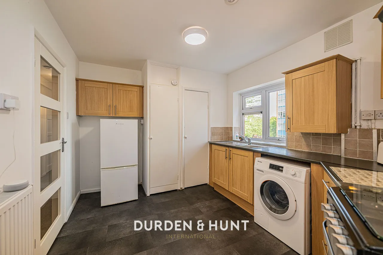 Little Holt, New Wanstead, E11, photo 8