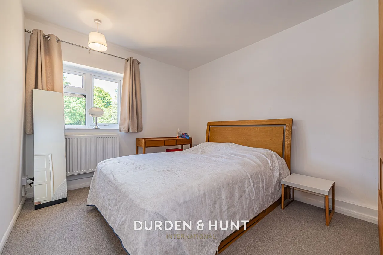 Little Holt, New Wanstead, E11, photo 10