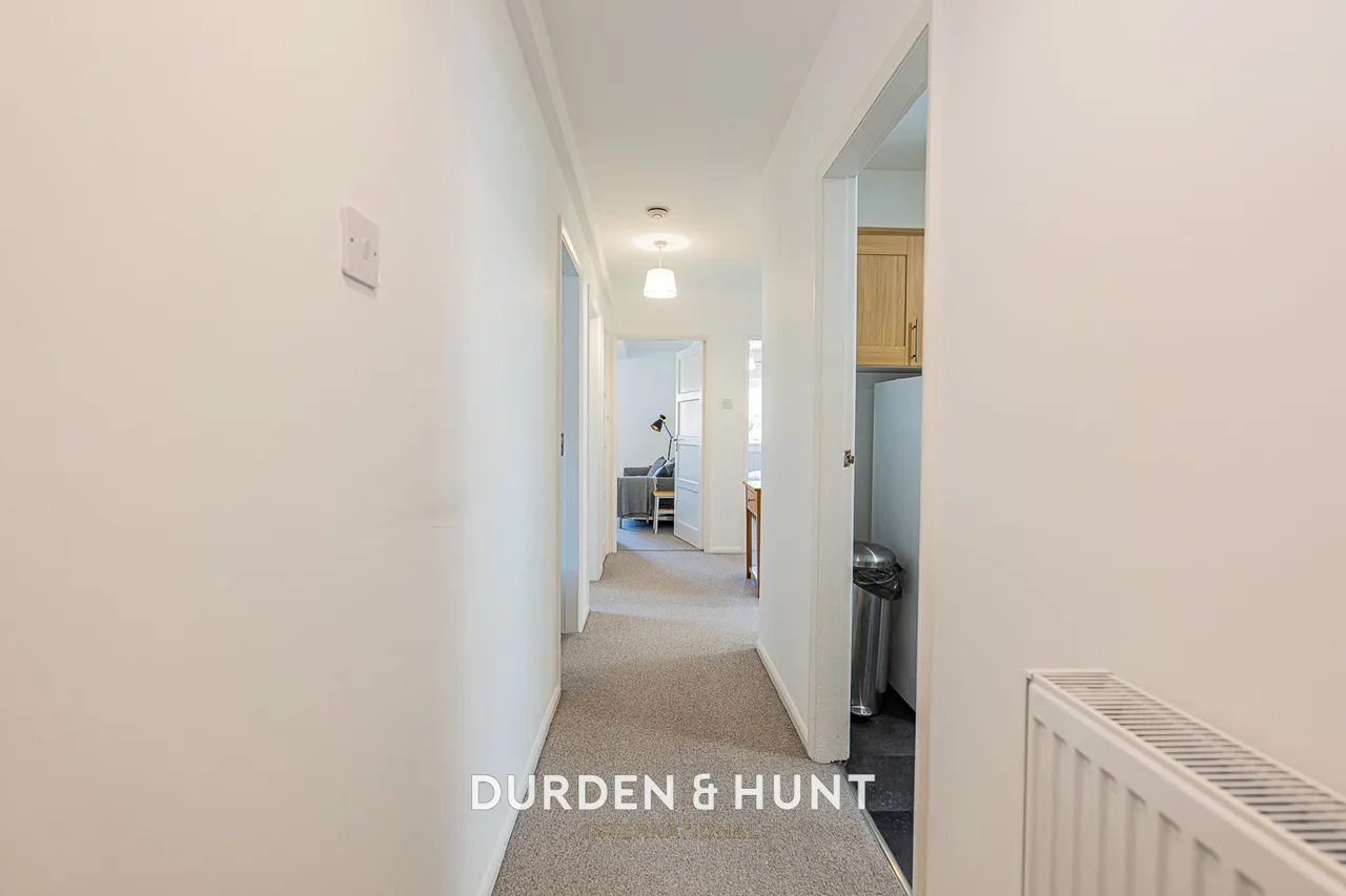 Little Holt, New Wanstead, E11, photo 15