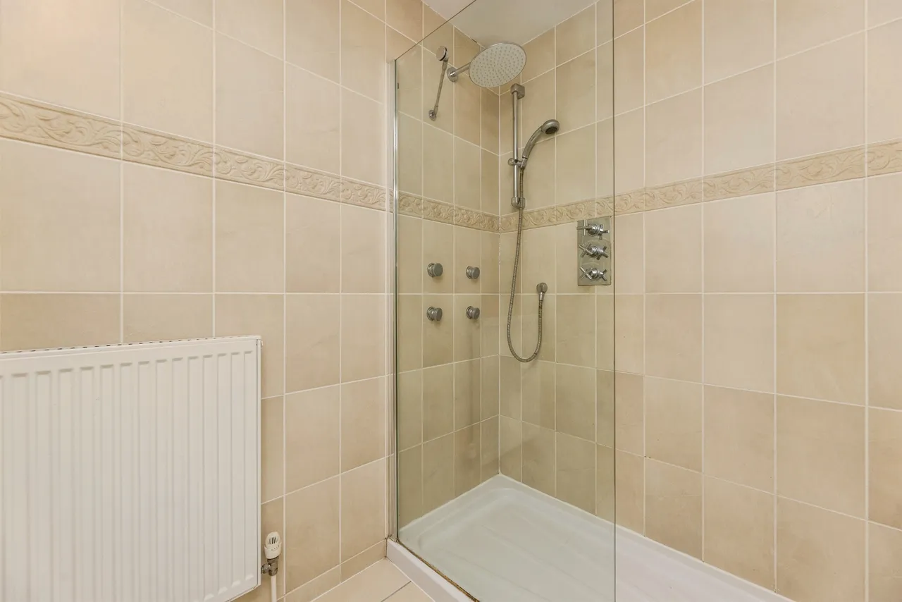 Ferry Close, Hemingbrough, Selby, photo 9