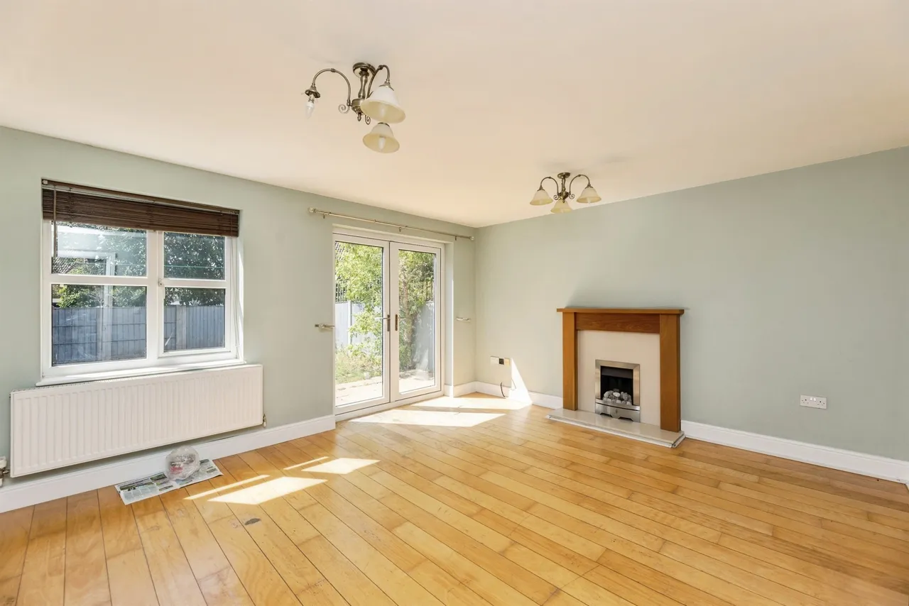 Ferry Close, Hemingbrough, Selby, photo 3