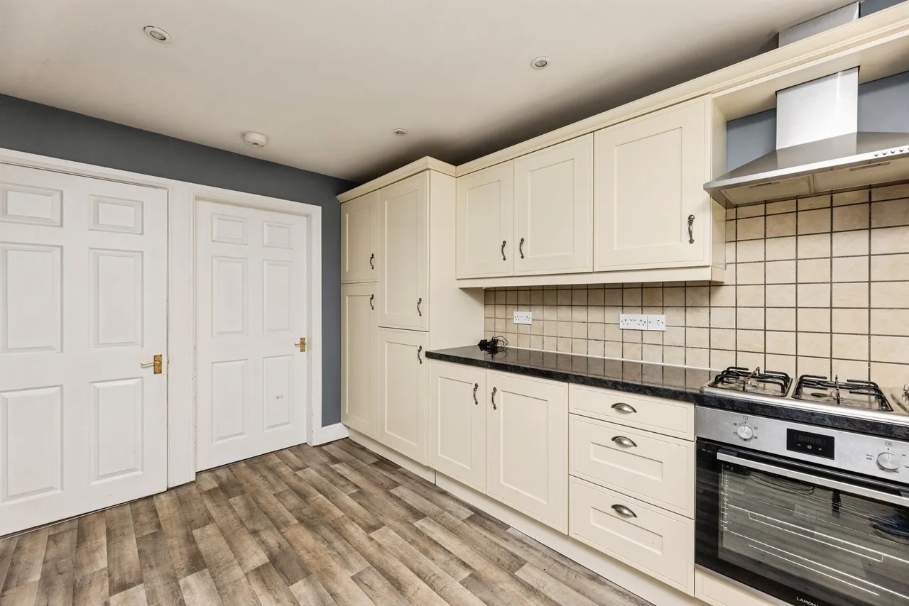 Ferry Close, Hemingbrough, Selby, photo 5