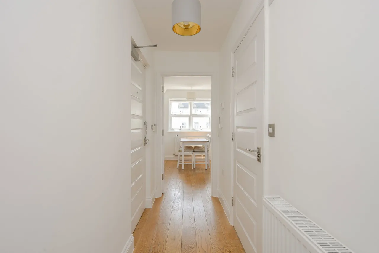 Bonsor House, Wimbledon, photo 7