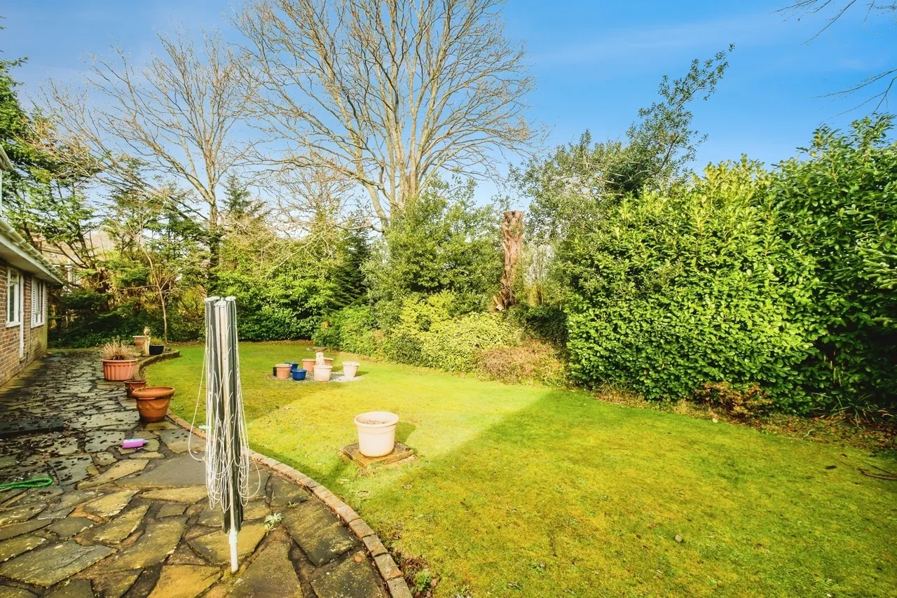 Gorse Bank Close, Storrington, RH20, photo 5