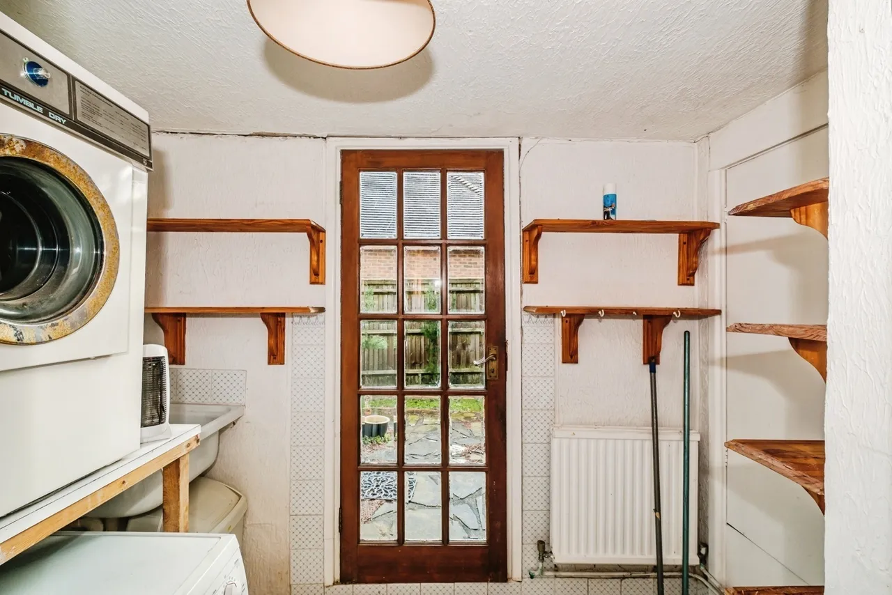 Gorse Bank Close, Storrington, RH20, photo 22