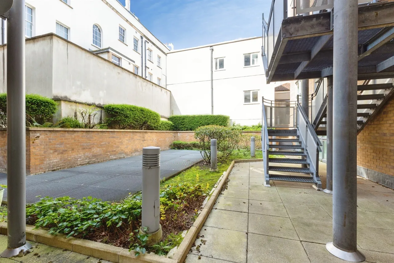 Merchants Road, Clifton, BS8, photo 11