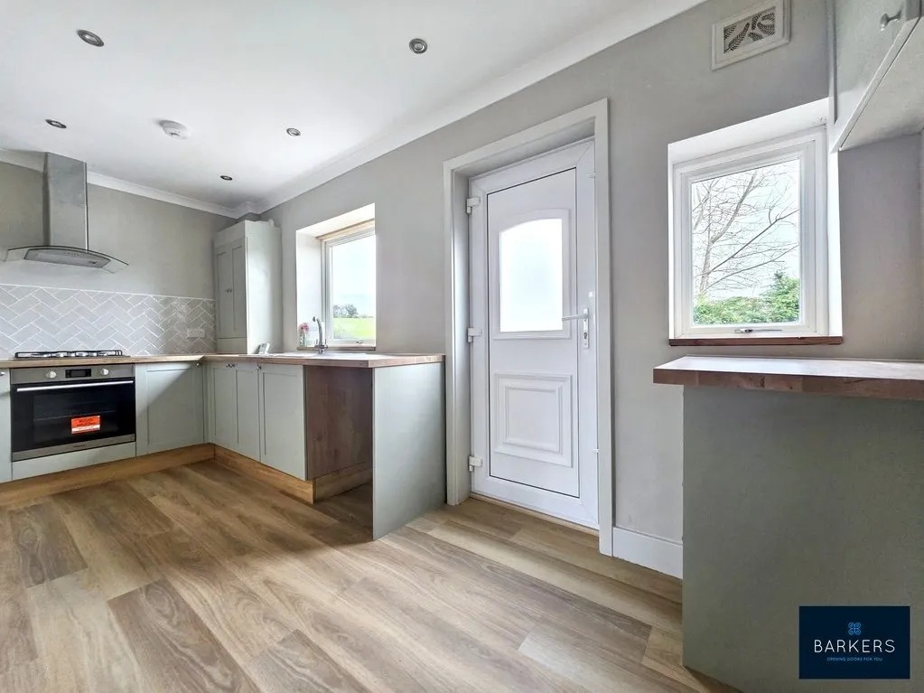 Old Lane, Birkenshaw, BD11, photo 3