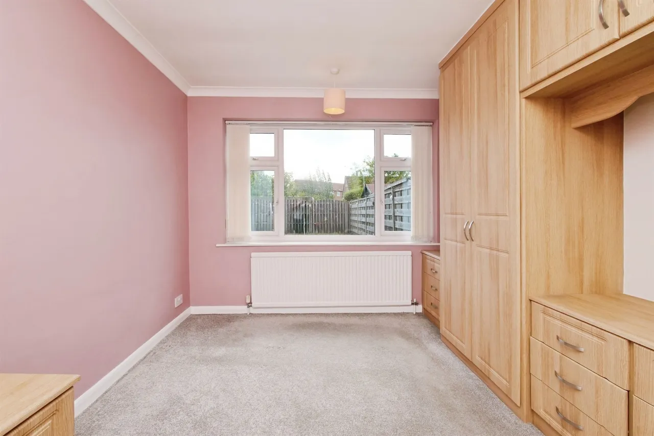 Whitethorn Close, York, photo 12