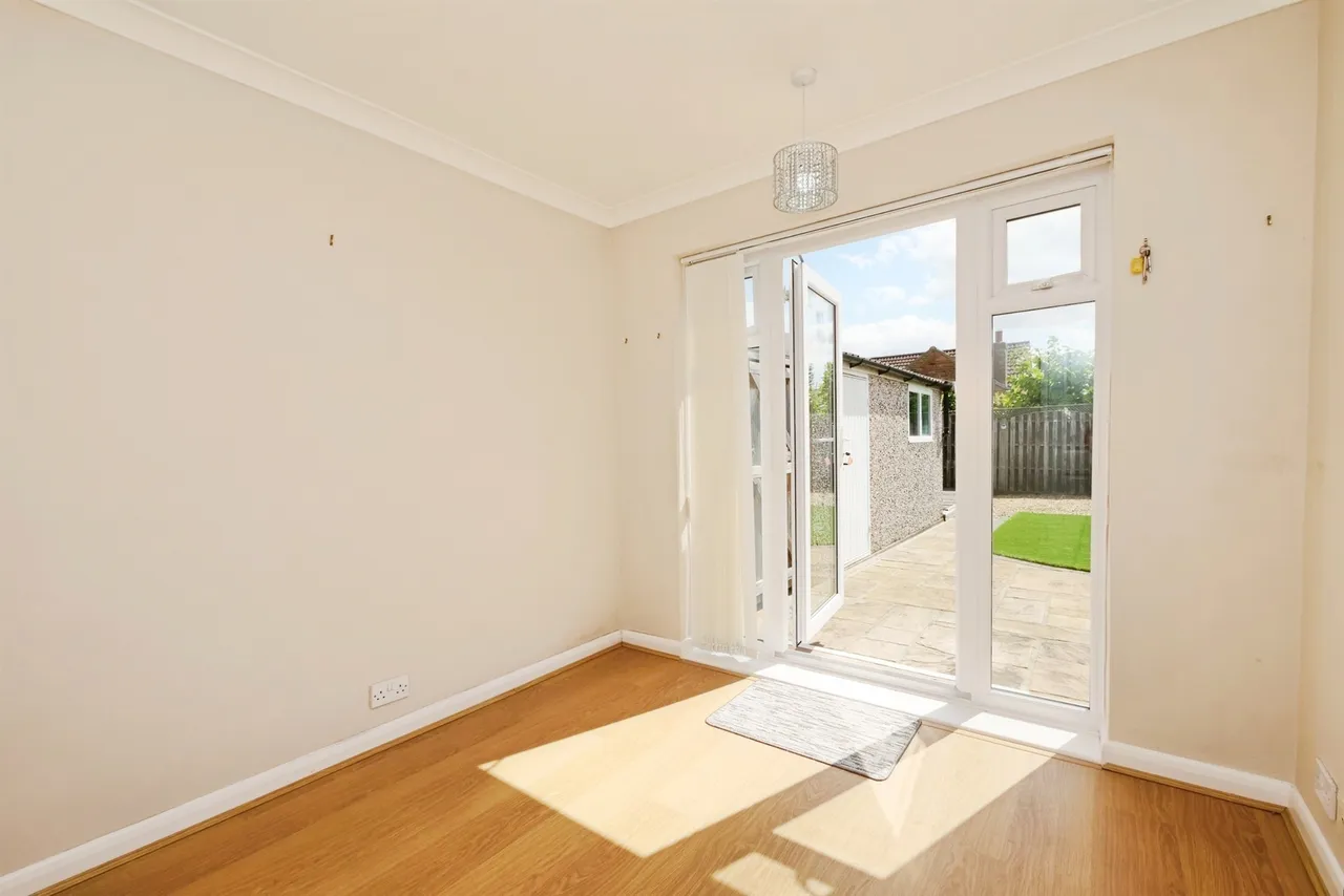 Whitethorn Close, York, photo 11