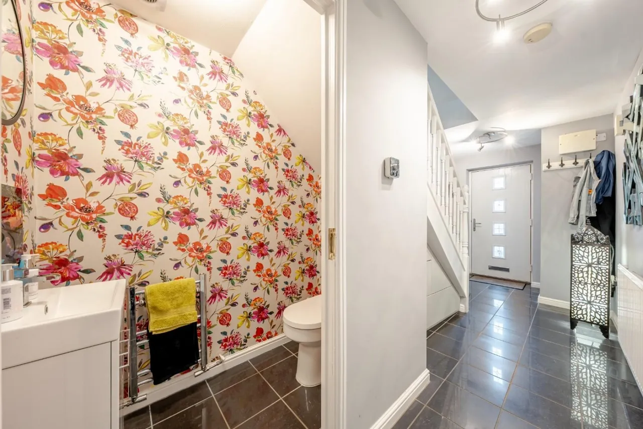 Sandwath Drive, Church Fenton, LS24, photo 6