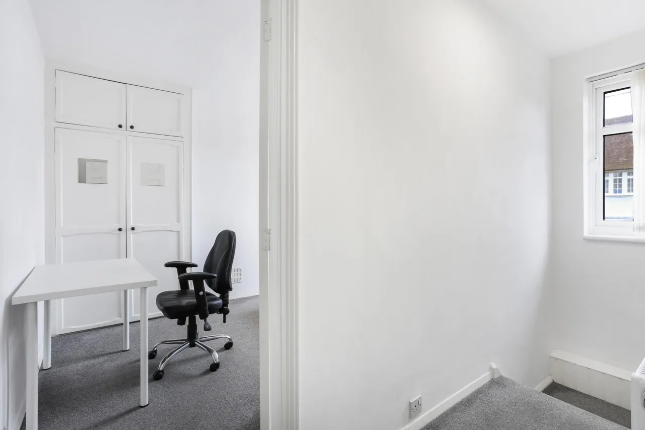 Weston Road, Guildford, GU2, photo 12