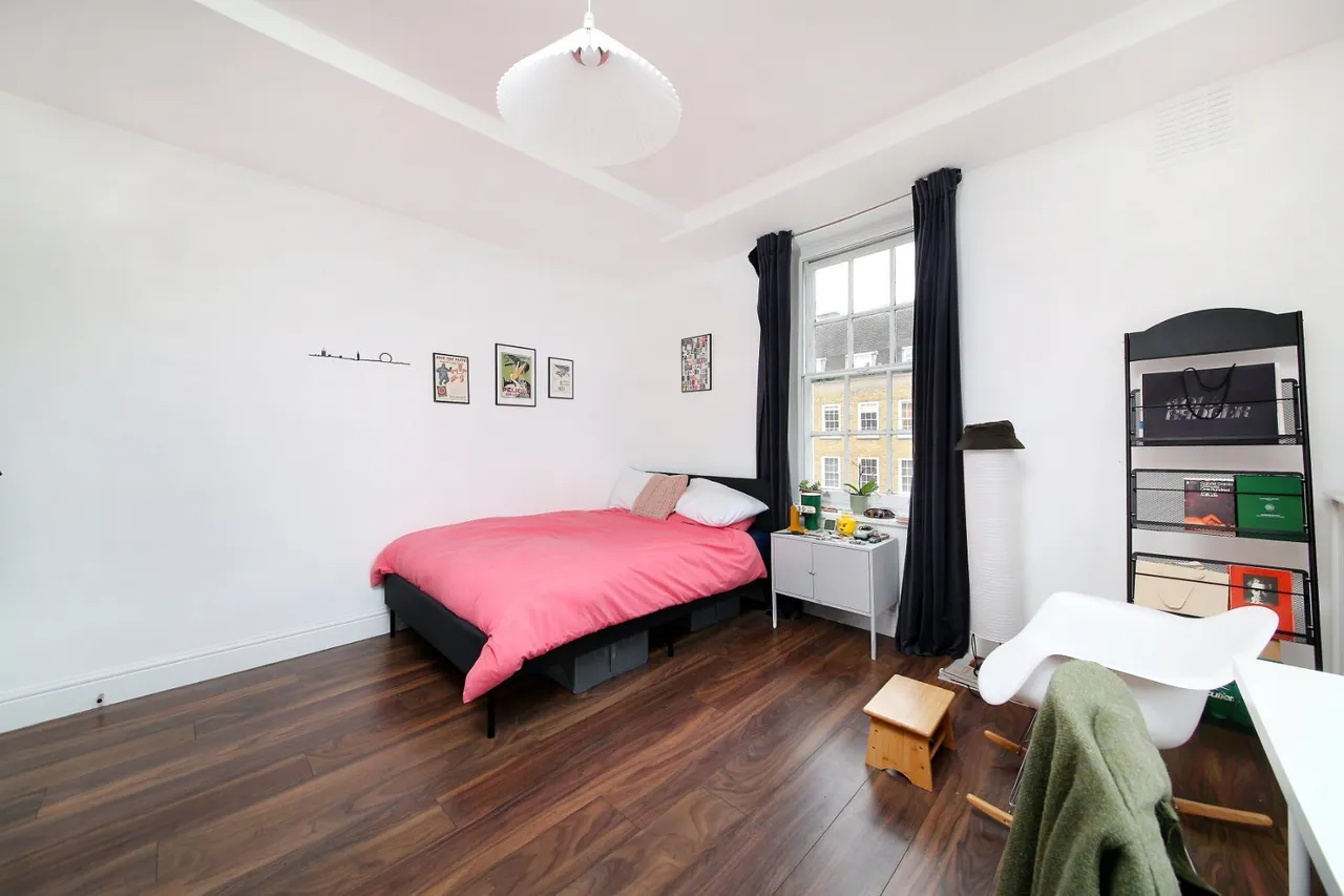 Vicarage Crescent, London, SW11, photo 11