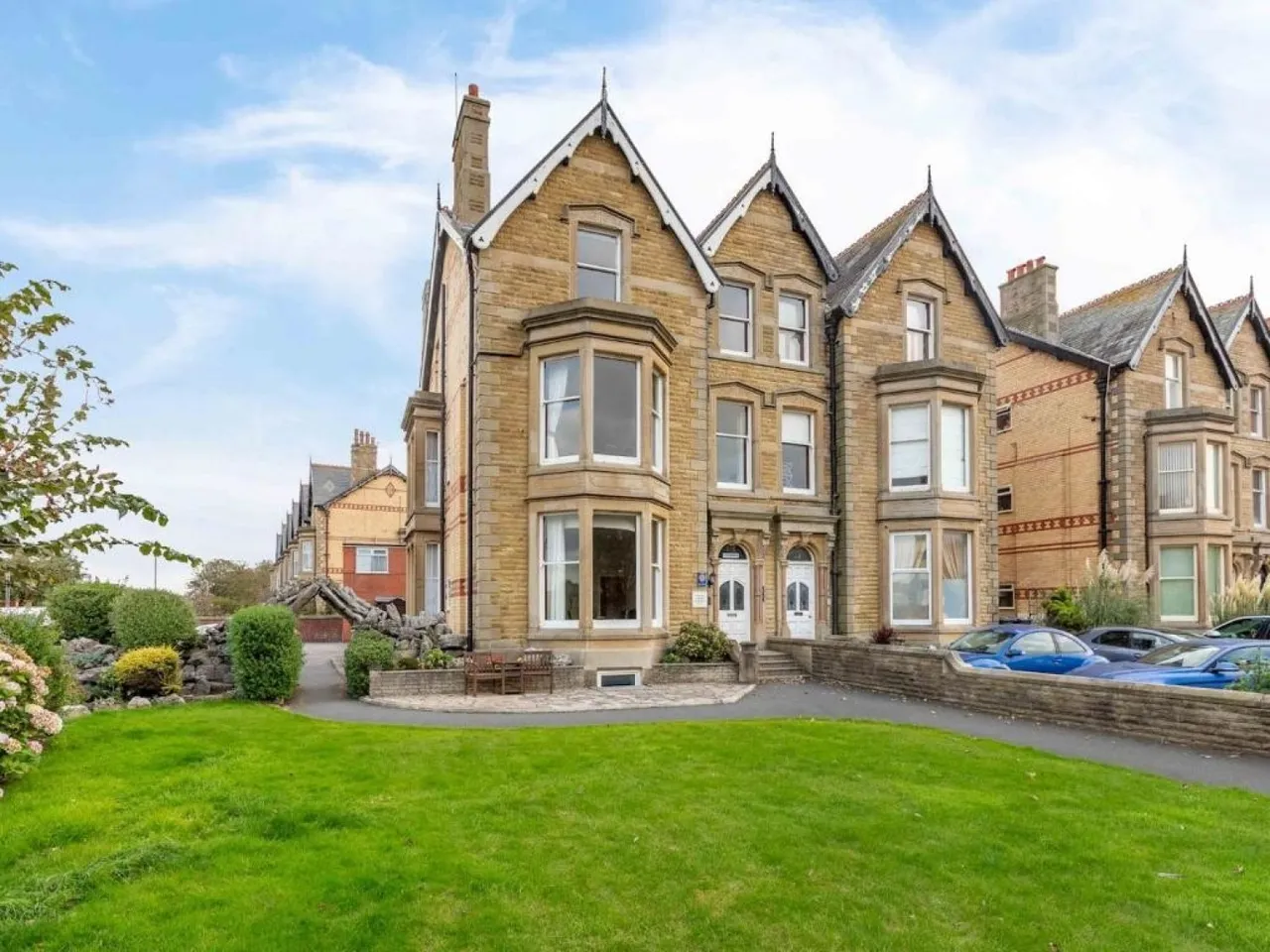 11 bed house for sale — Clifton Drive North, St Annes