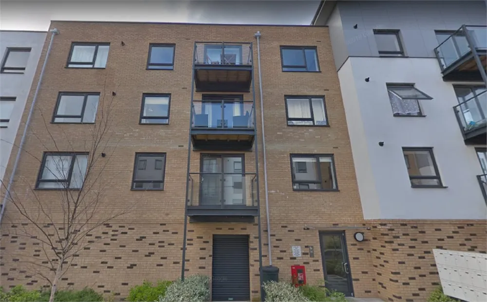 2 bed property to rent — Creek Mill Way, Dartford, kent, DA1 2FB