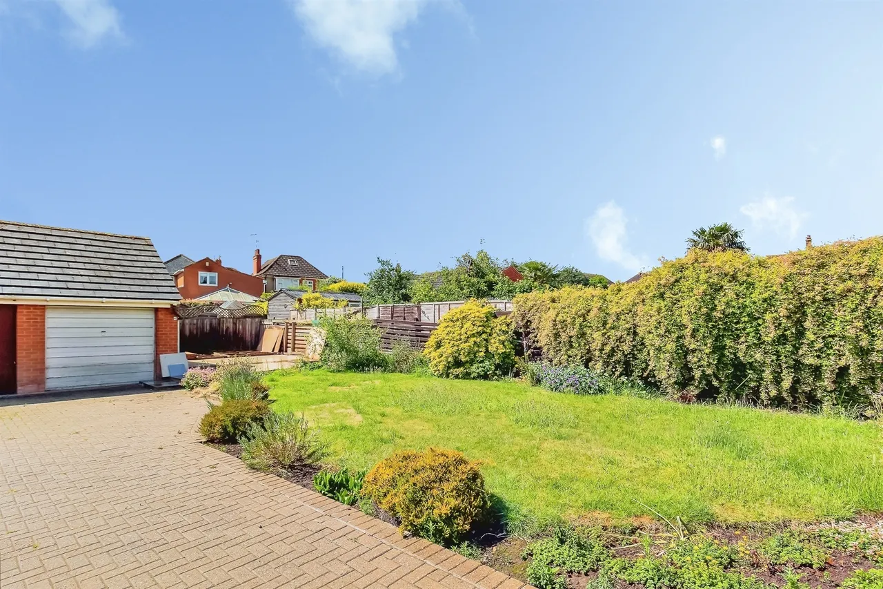 Masefield Road, Kettering, photo 12
