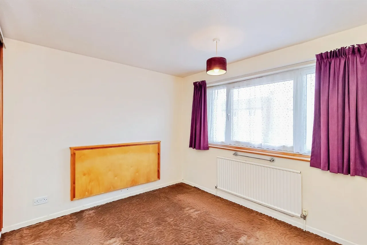 Masefield Road, Kettering, photo 8