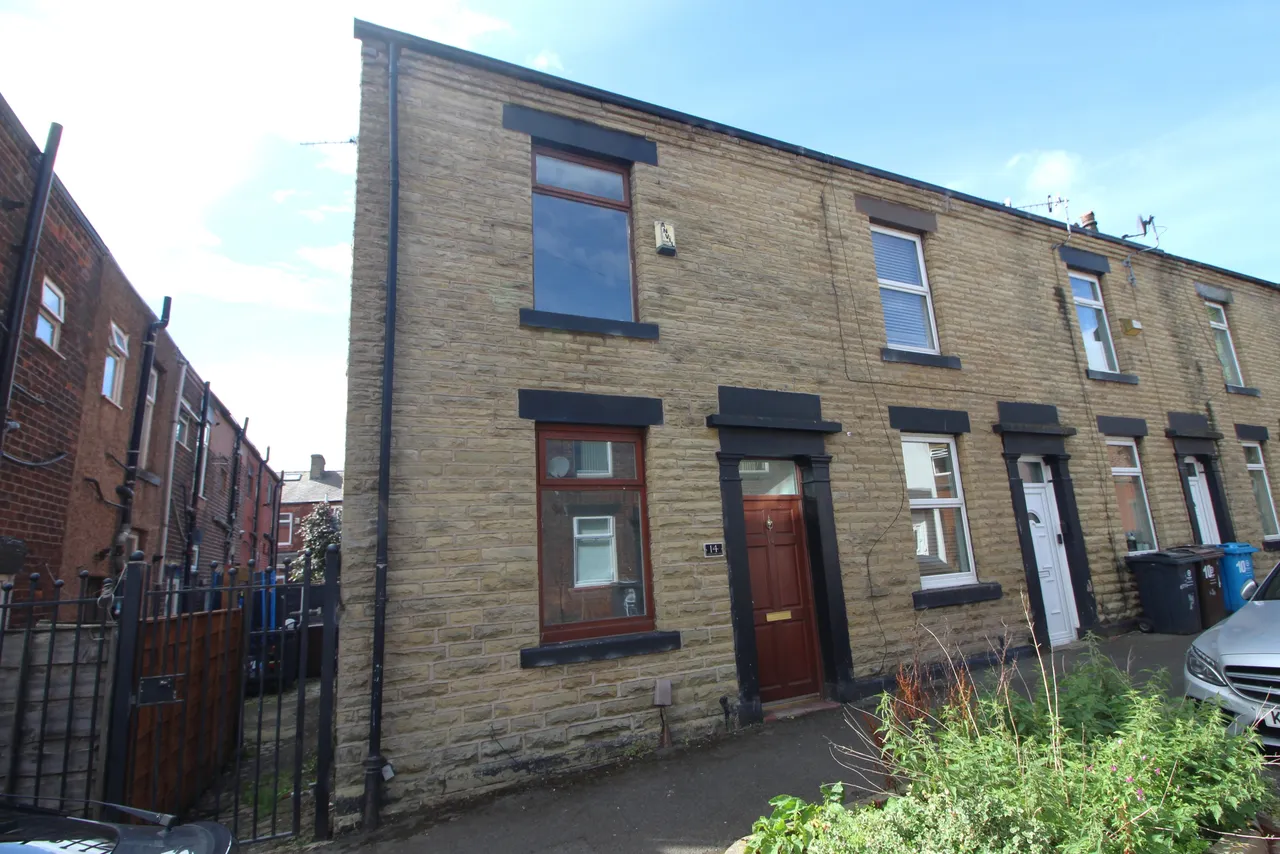 2 bed house for sale — Chancery Lane, Shaw, OL2