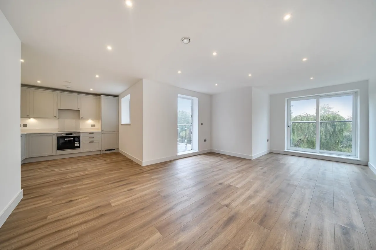 2 bed flat to rent — Bromley Common, Bromley, BR2
