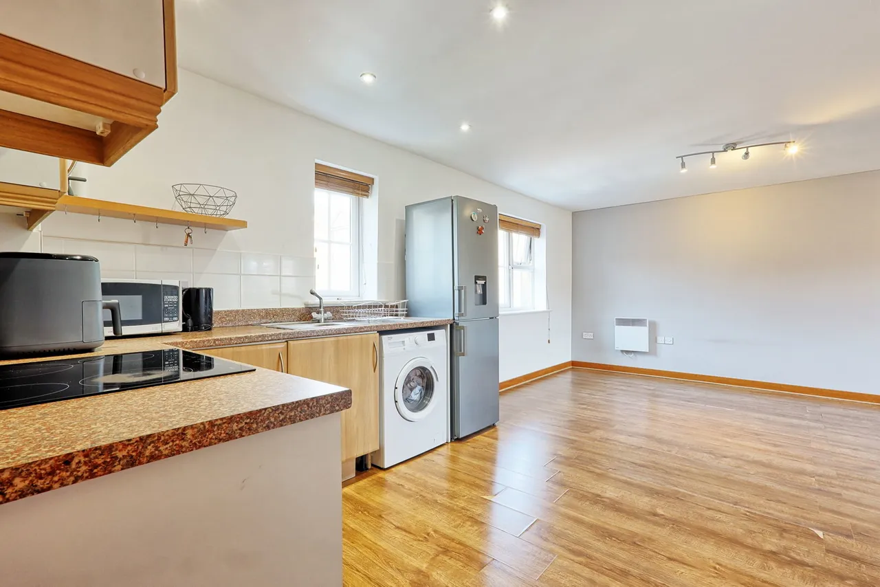 Kendal, Purfleet-on-Thames, Thurrock, RM19, photo 6