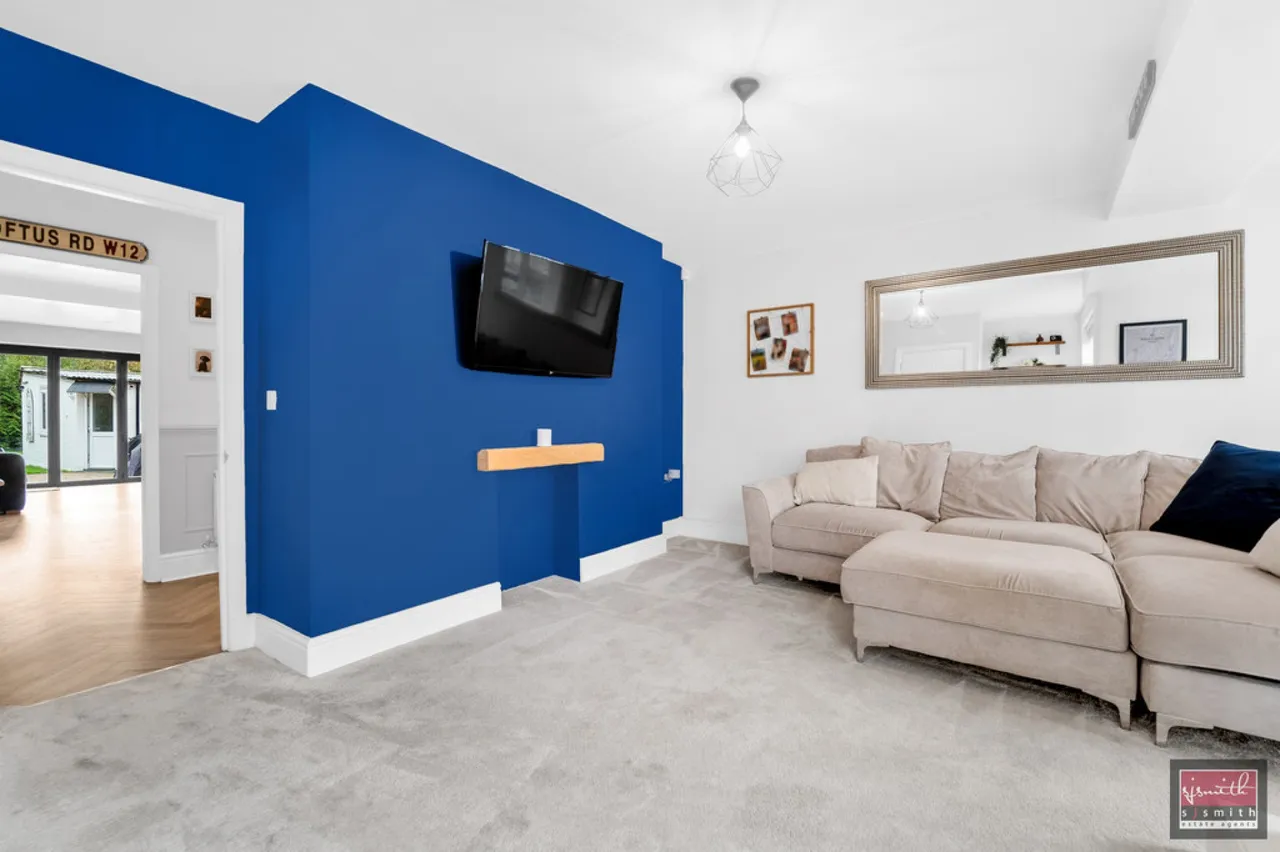 Station Crescent, Ashford, photo 18