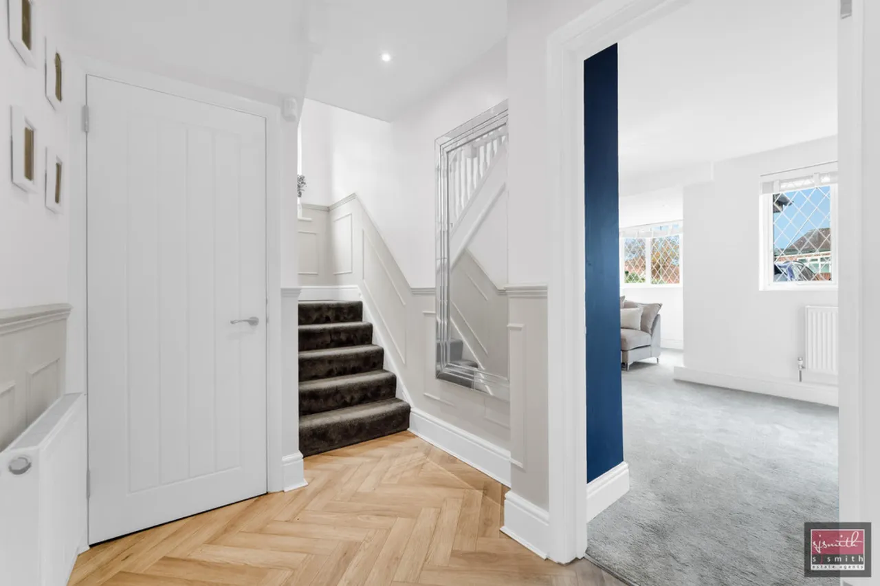 Station Crescent, Ashford, photo 16