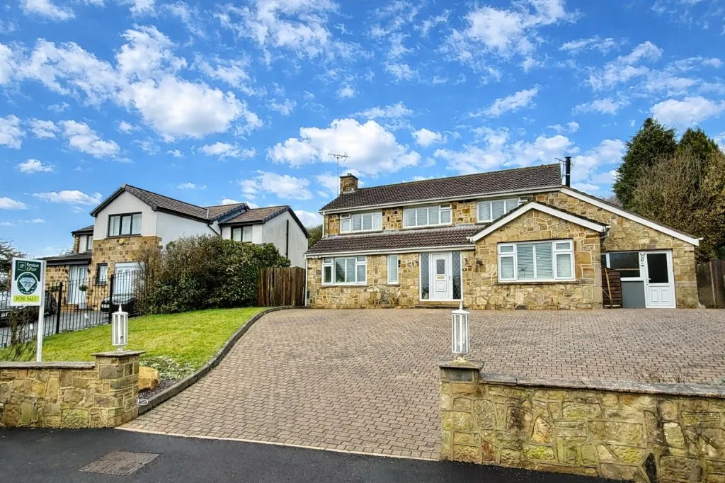 4 bed house for sale, Congreve Way, LS17