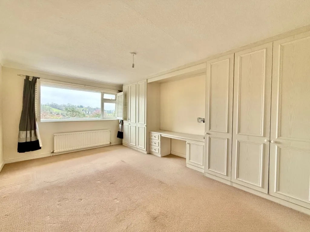 Congreve Way, LS17, photo 17