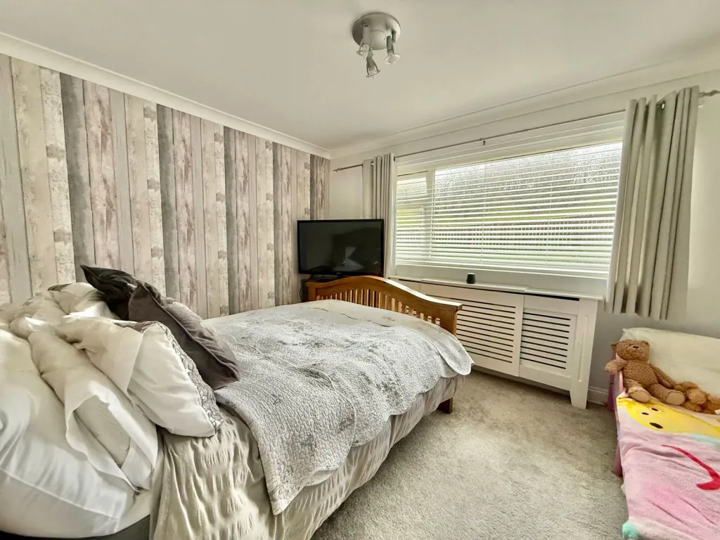 Congreve Way, LS17, photo 20