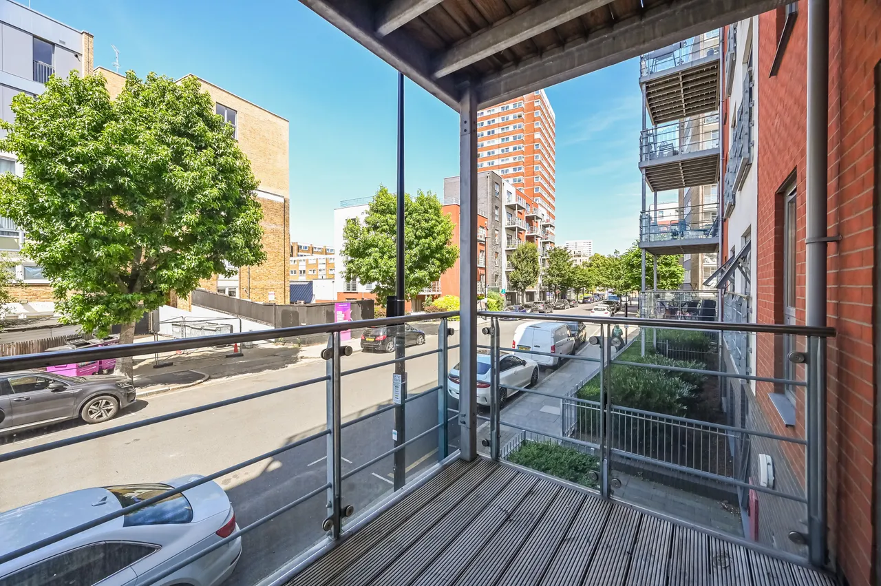 Flat 7, Fielder Apartments, 1 Heath Place, London, photo 3
