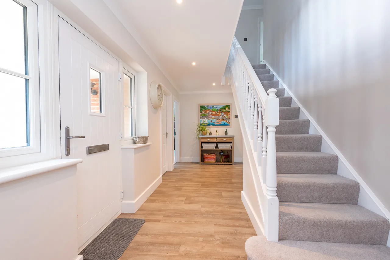 New Mill Lane, Eversley, Hook, Hampshire, RG27 0RA, photo 10
