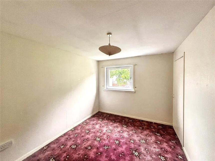 Walls Place, Dunfermline, KY11, photo 12