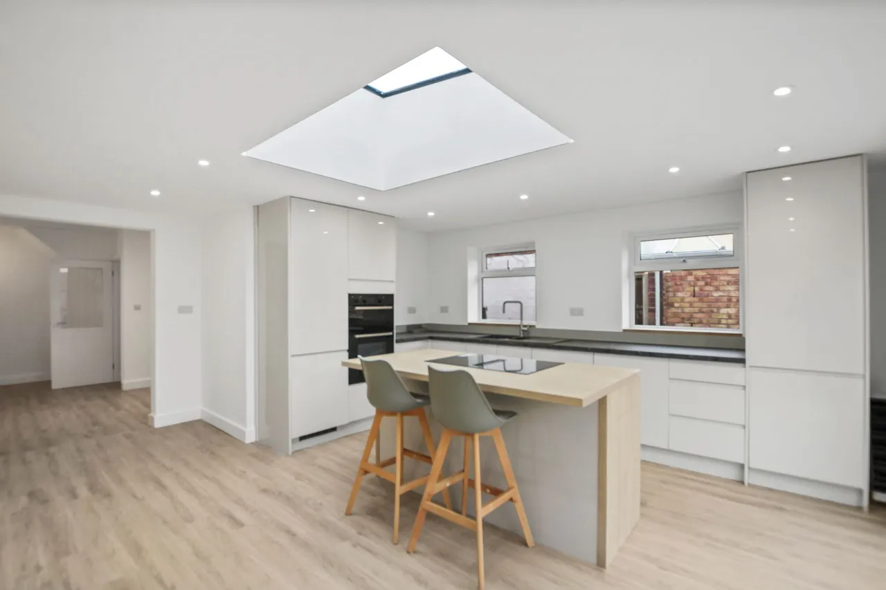Bridgewater Drive, Vicars Cross, CH3, photo 9