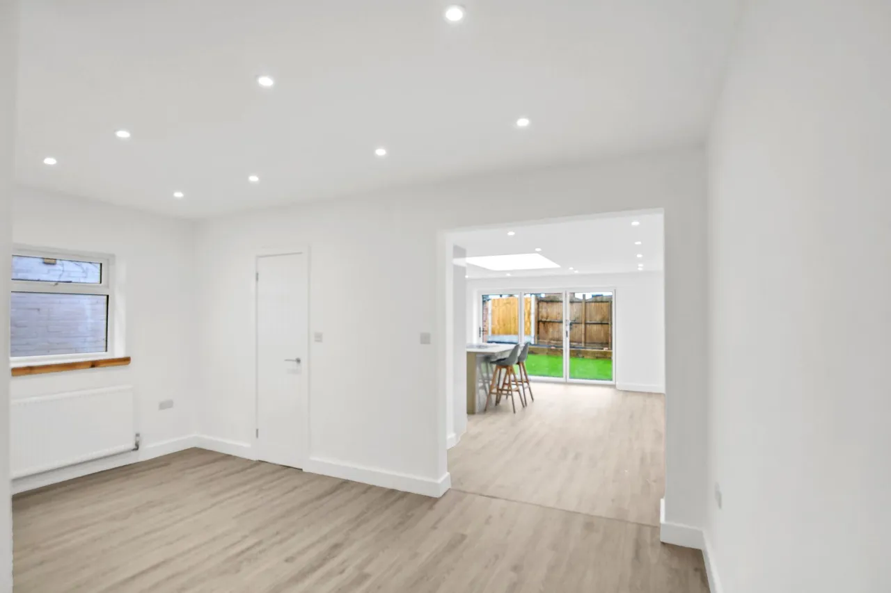 Bridgewater Drive, Vicars Cross, CH3, photo 7