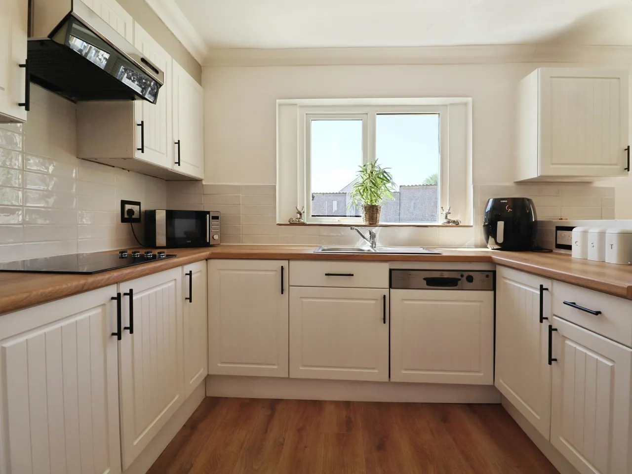 Brynbala Way, Cardiff, photo 4